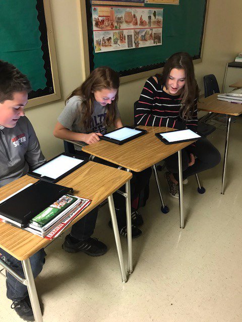 Sallie_mrsB's tweet photo. @MMS_RedHawks are showing #MiltonPride today as they review using @quizlet for social studies! @bencritt89 #SDMinspire #SDMConnect https://t.co/YnfEquaReb