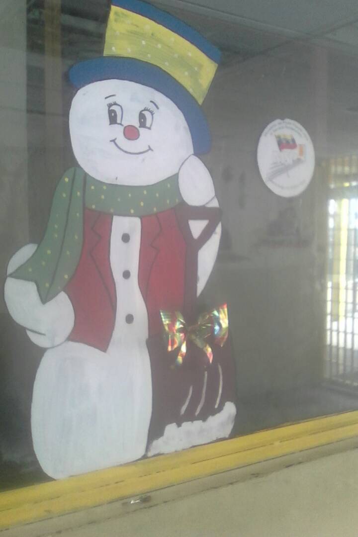 DIREREPRCAP1's tweet photo. Plan navidad activa en https://t.co/6RW2bW1uZI 2 continúan las decoraciones...!! https://t.co/Mywt5qdAO8