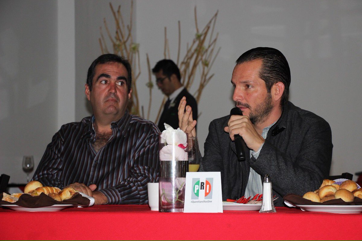 El Presidente Juan José Ruiz participa en la presentación del Plan de Trabajo 2017-2018 del Instituto Político Empresarial (IPE) del estado.