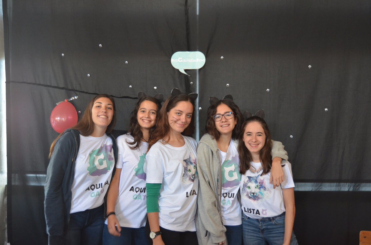ListaGESDJCCG's tweet photo. O segundo dia de campanha acabou! Visitem o nosso facebook para verem as nossas fotos! #SomosG #SextaVotaG https://t.co/u4s2lvCSdA