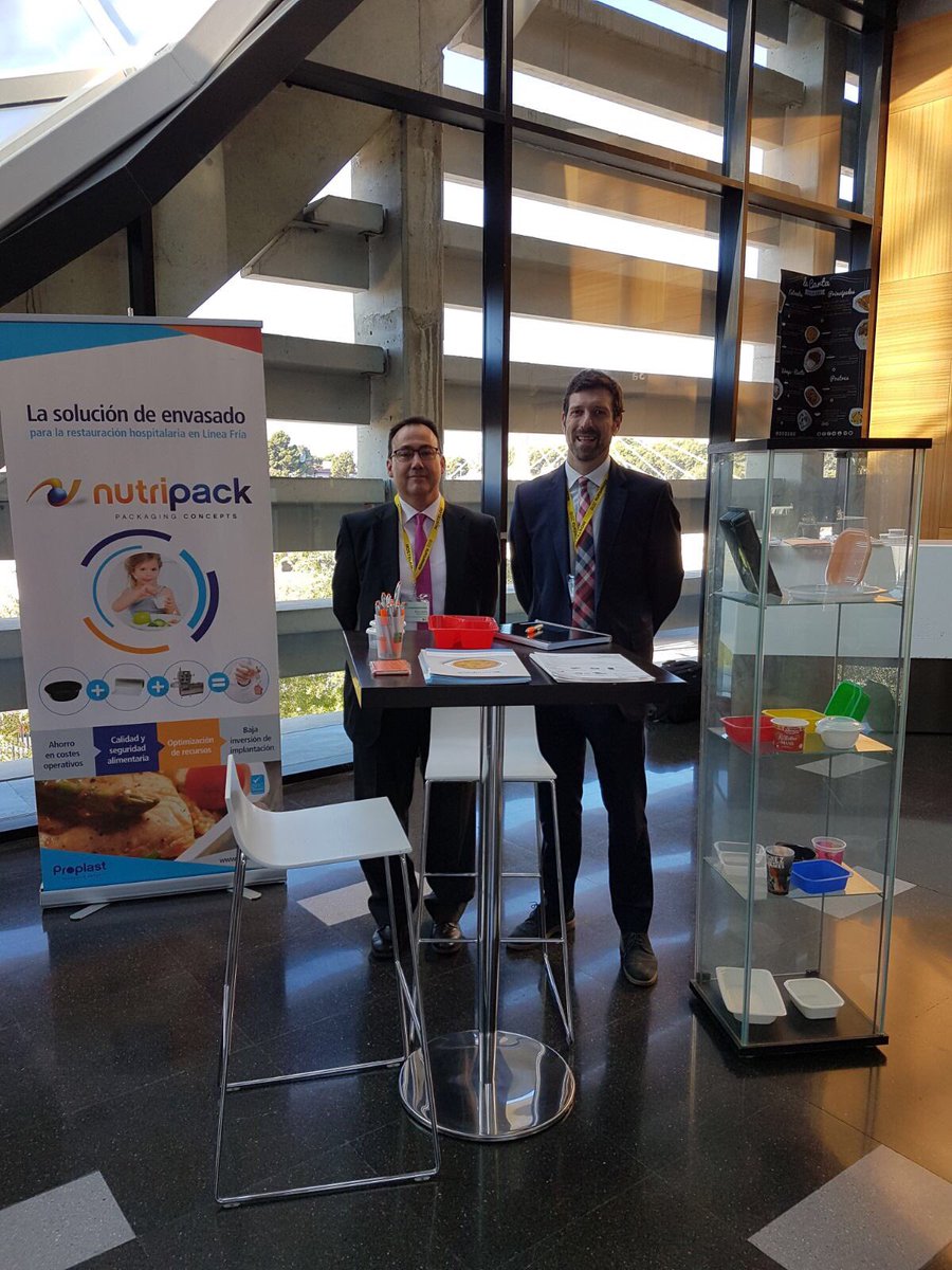NUTRIPACK_IB's tweet photo. @NUTRIPACK_IB no falta a su cita con nuestro sector preferido: LAS COLECTIVIDADES. Jornada muy interesante de revalorización de ideas! https://t.co/abQ0FVZJmG