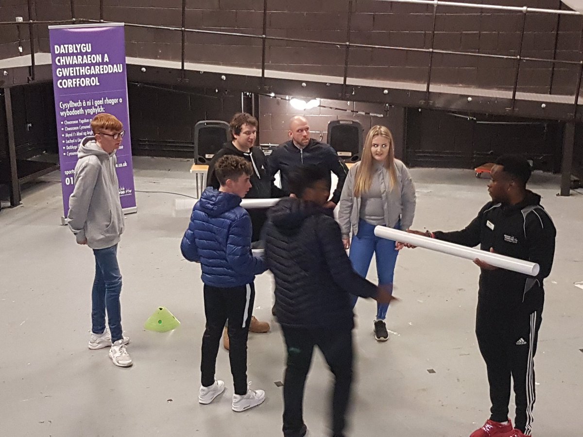 nlsportsdev's tweet photo. Team building activities have started at this year's volunteer launch night. #development #opportunities #vollaunchnight https://t.co/8GoNSI0s5q