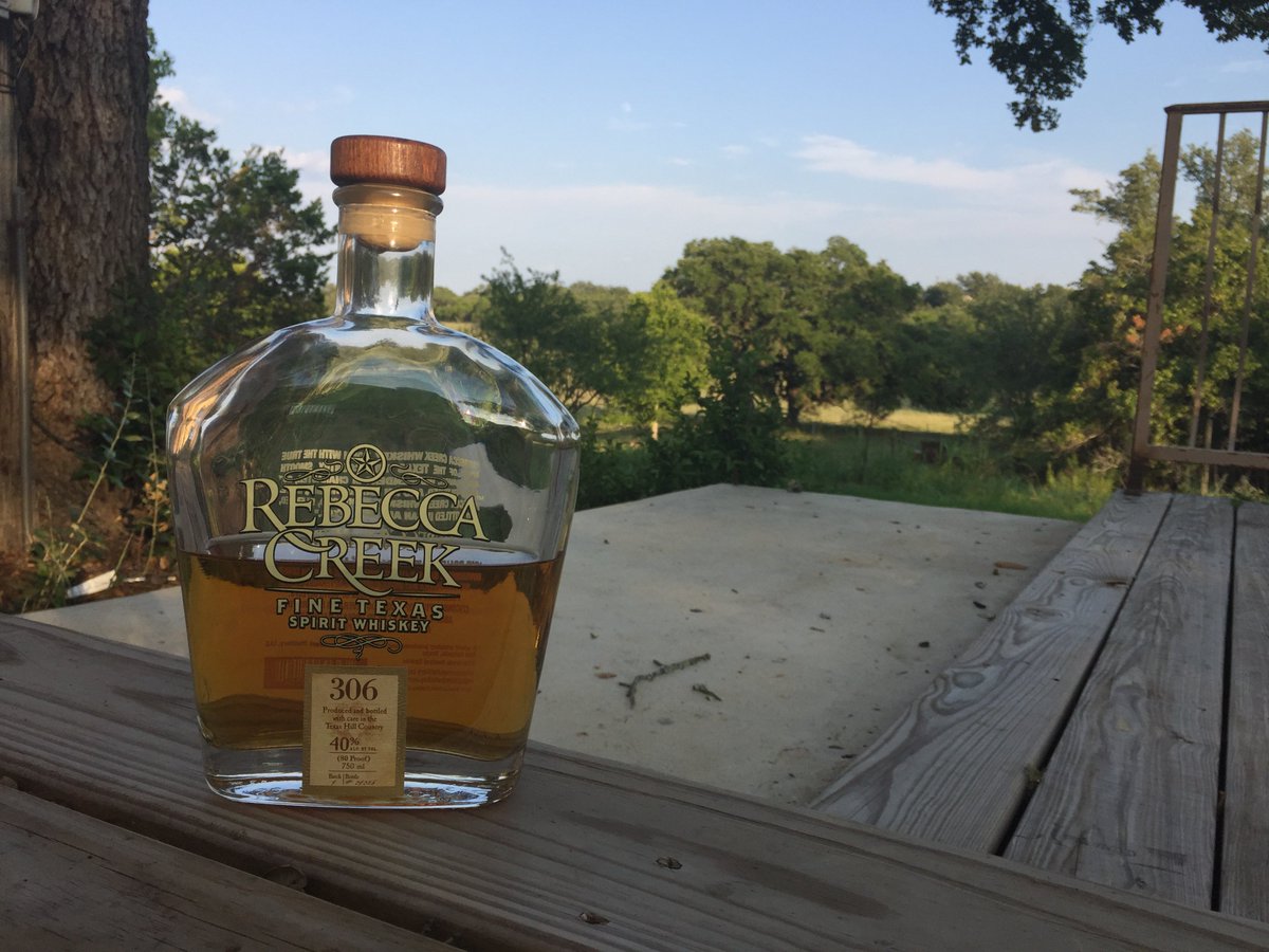 RCDistillery's tweet photo. Great whiskey β straight from Texas. #TrueAmericanCraft https://t.co/iad2UJwFek