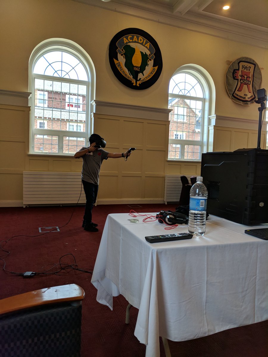 ArdmoreShawn's tweet photo. Showing some young entrepreneurs VR today @launchboxns minds blown! https://t.co/c0Ri31K5fX
