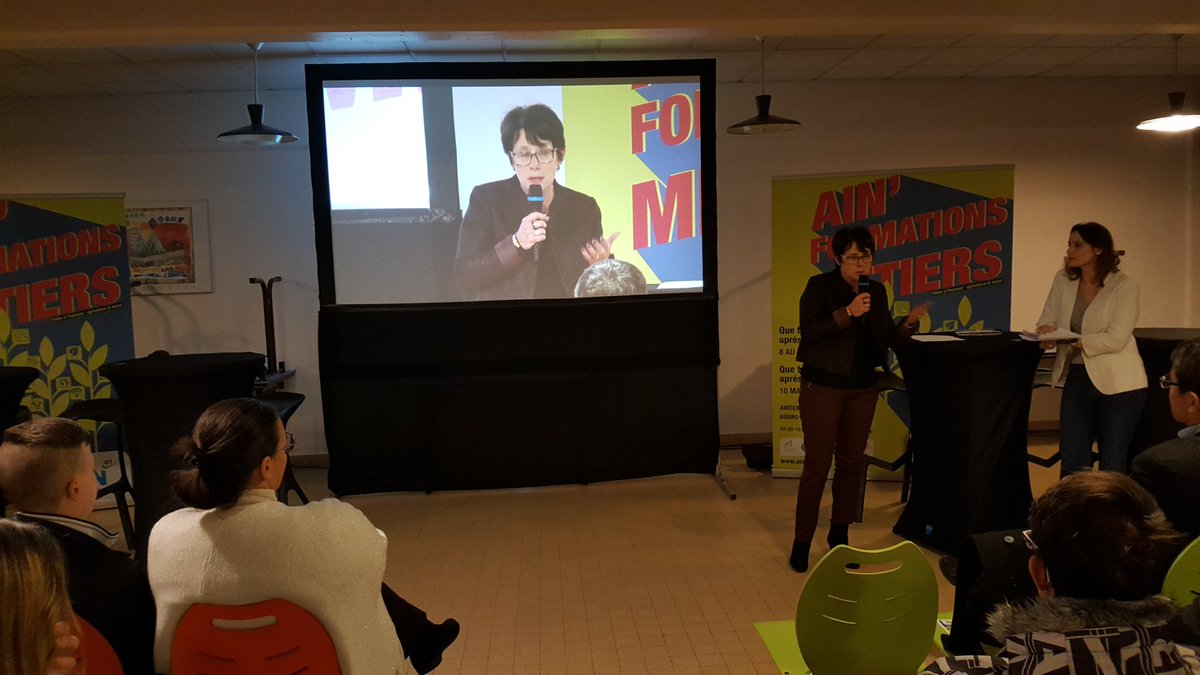 Departement_AIN's tweet photo. 17e saison d'Ain'formation métiers #AFM01 et 1ère table ronde au collège Saint-Exupéry à Ambérieu-en-Bugey. @martinetabouret https://t.co/w9BvGFlB1H