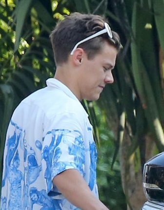 MINA_SHAR0N324's tweet image. this was his best hair . just facts