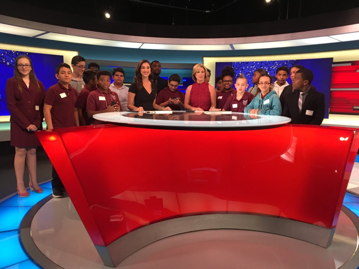 eevans5686's tweet photo. Attucks Middle school students @channel10 studios today. Thank you Channel 10 for a great tour. #attucksms https://t.co/ZDZGVFoccF