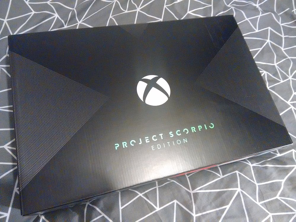 T0TALfps's tweet image. New #XboxOneX Scorpio has arrived! And before it's even opened, the real question is #TeamSticker or #TeamNoSticker this time? 😅🤔👌🎉
