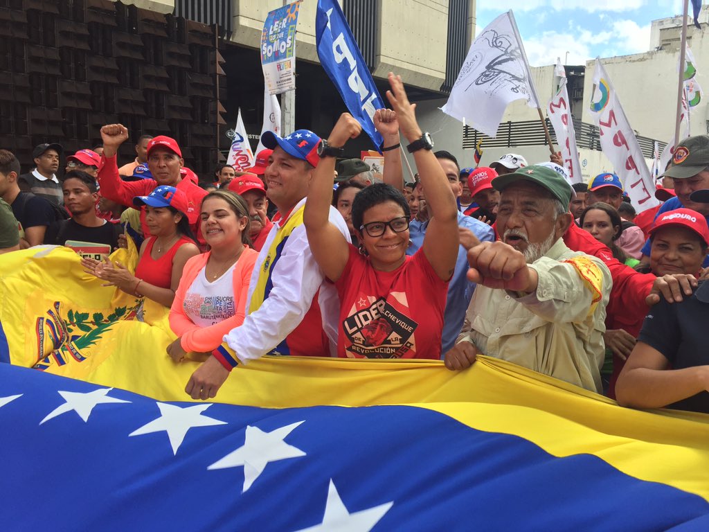 PartidoPSUV's tweet photo. Érika Farías: No habrá imperialismo que detenga la marcha victoriosa de la revolución popular https://t.co/PugfrkEaRS https://t.co/m31YOMJR9e