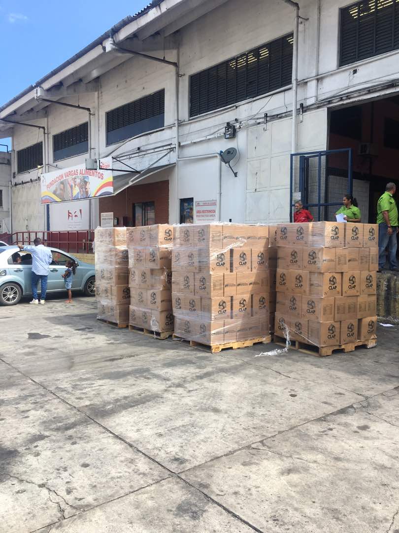 pocholochuspa's tweet image. Hoy estaremos en la parroquia de Naiguata y Caruao con la entrega de las cajas Clap. De parte de @NicolasMaduro @CarneiroPSUV @dcabellor