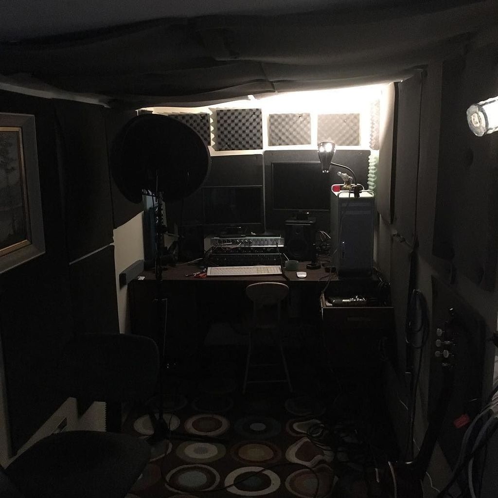 sweetleafmusic's tweet photo. SweetLeaf studios looking legit! https://t.co/Nq7DAoQCp9 https://t.co/0sQyQwPnSJ