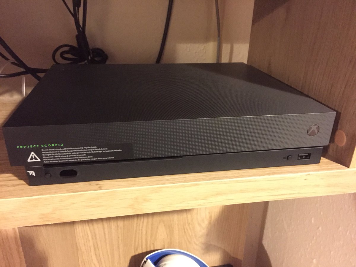 sitdownandgame's tweet photo. Oh yeah baby! Beautiful machine. Kudos. #xboxonex #ScorpioEdition already to go #LetsDoThis #SDAG #mostpowerfulconsole @xboxuk @XboxP3 https://t.co/yRzR9FxOGC