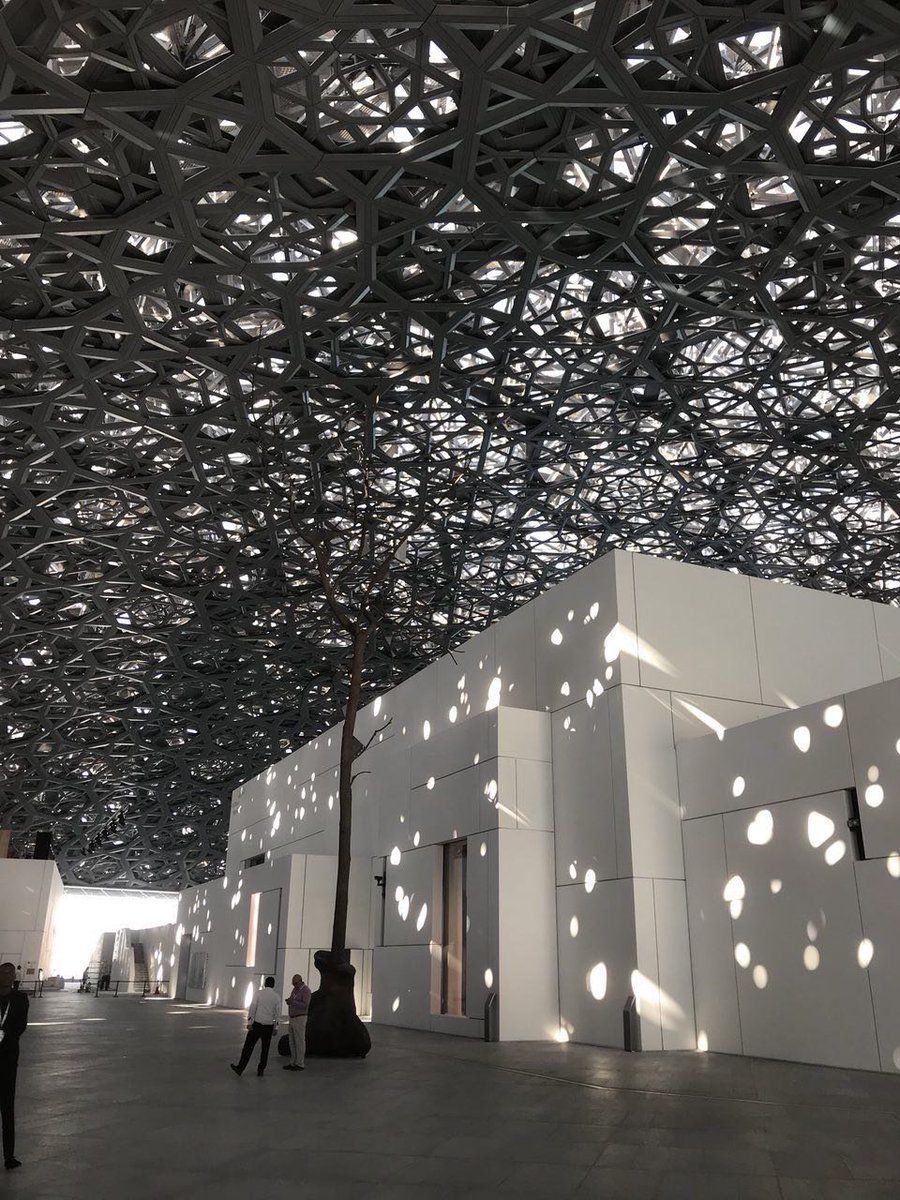 RabSchmidt34's tweet photo. Civilization and art travel from #France to the #UAE
@DeutscheWelle @antoniorguterres @Independent @Telegraph
#LouvreAbuDhabi https://t.co/2LHSUpOXpO