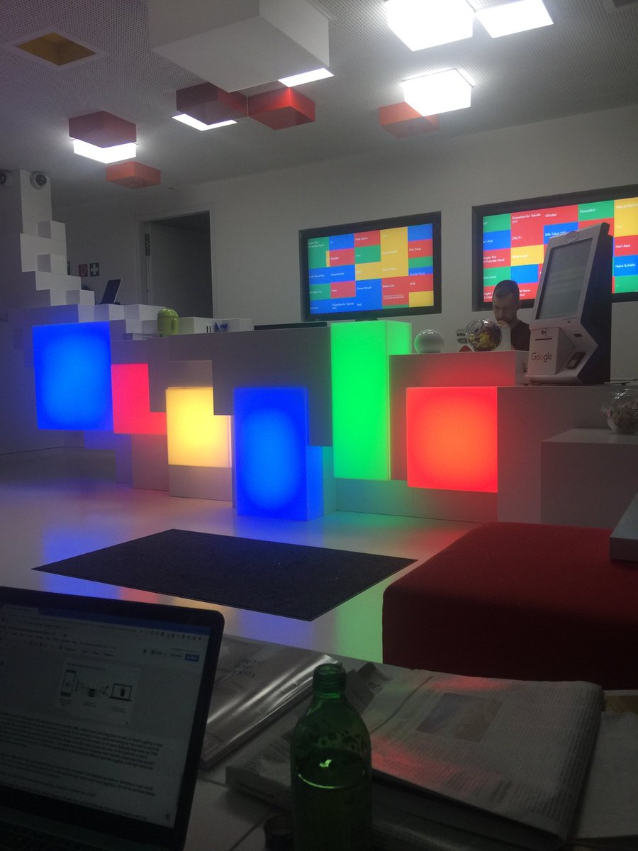 Simon_McCaskill's tweet photo. Burning the midnight oil at #Google Hamburg with Hidde. #MobileMasterclass https://t.co/jAYJZMaH6d