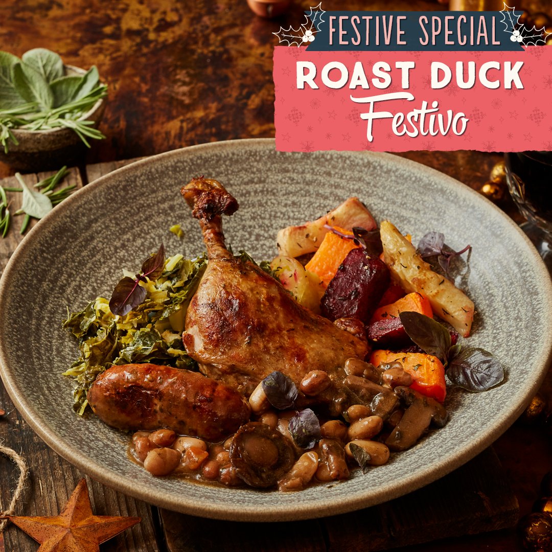 WeAreZizzi's tweet photo. Our new Christmas specials have finally landed 😍 which one will you try!?  #ZizziGoodTimes https://t.co/V2TcS8ch1t