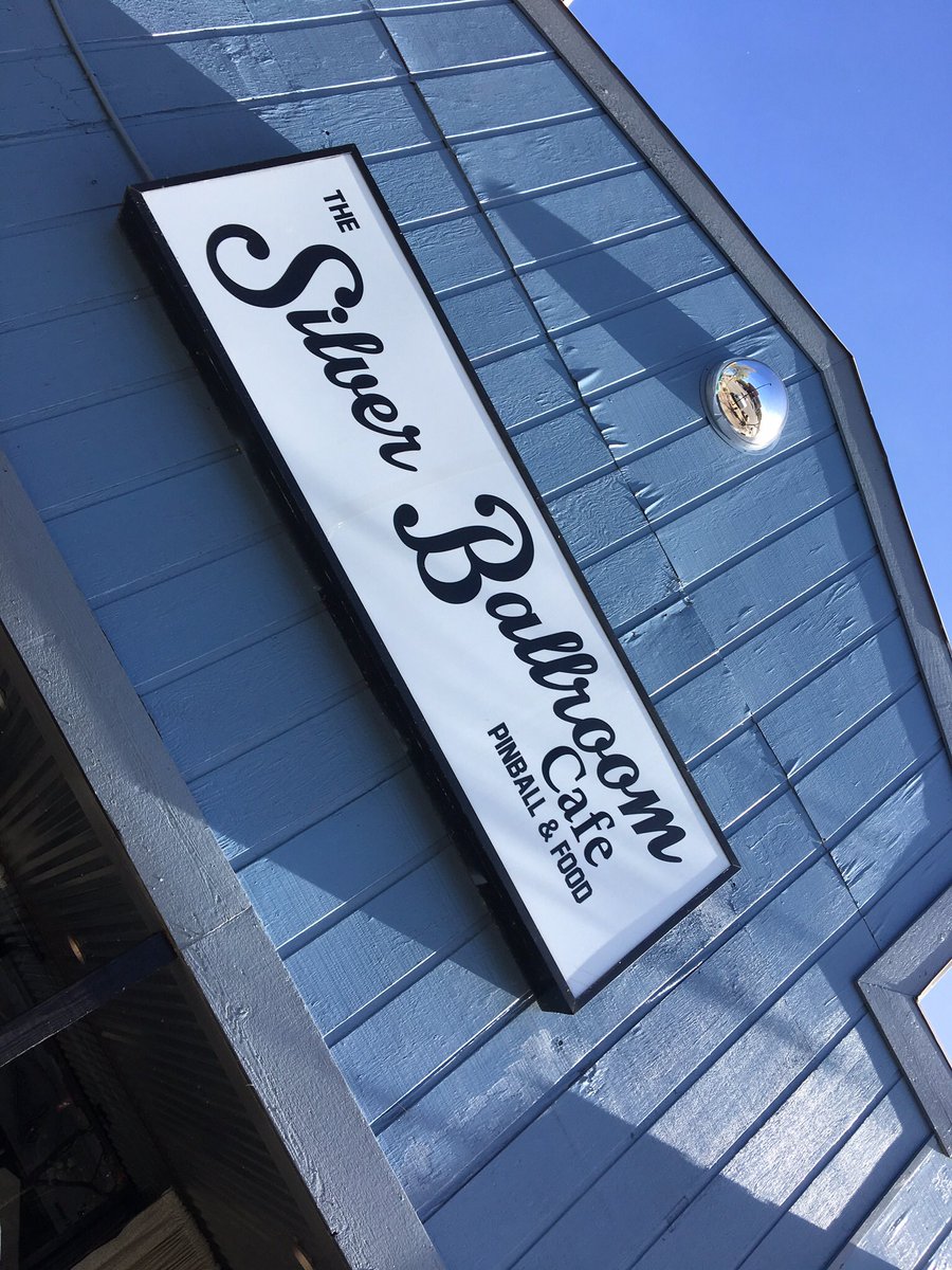 joes_hamburgers's tweet photo. Silver Ballroom Cafe open at 9 AM for coffee &amp; small breakfast 
Our house blend 
Detroit bold working class coffee Please Share https://t.co/VSyrz03jjx