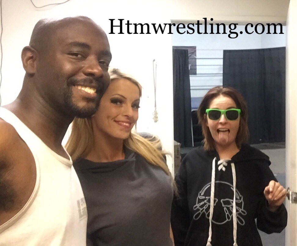 DarriusFights's tweet photo. Had a great shoot with @BellaInksClips and @TheAshGraham last night. #boxing and #sillyboxing may never be the same. @HitTheMat https://t.co/uwYobPvvDK
