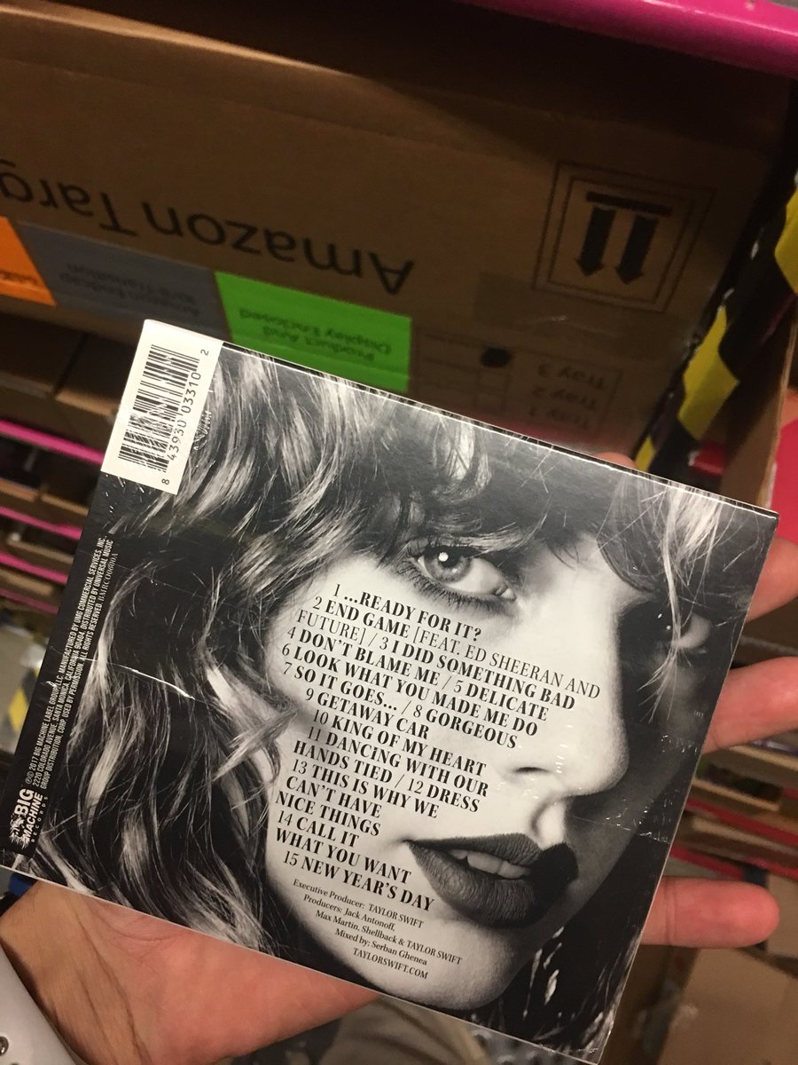 Taylor Swift >> álbum "reputation" [II] - Página 32 DODUS_pUIAA5xP-