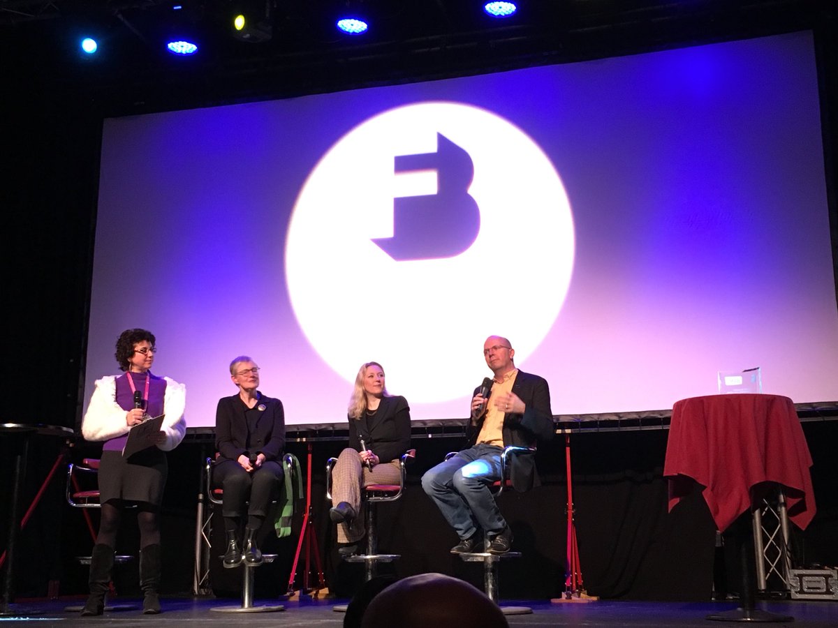 popupdocs's tweet photo. Great discussions to kick off the @IMDb short film awards with judges Philippa Lowthorpe, Anna Smith, Col Needham &amp; Andrea Gibb @FilmBathUK https://t.co/GcqCpbr8nU