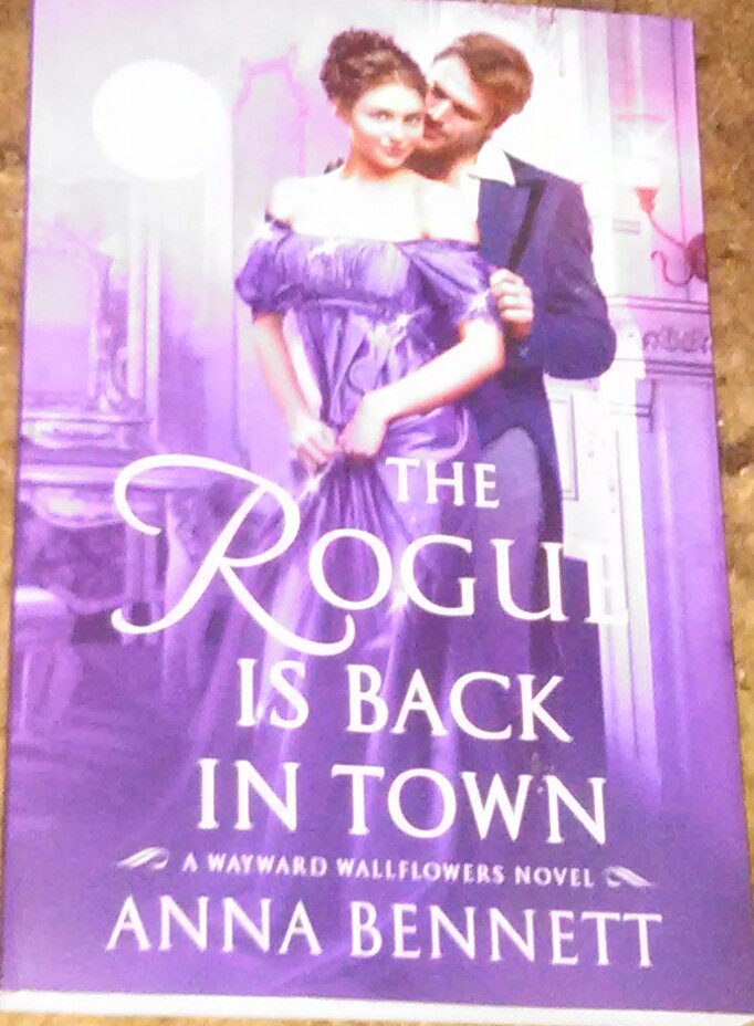 FostetCharlotte's tweet photo. YAY! Book Mail
#AnnaBennett https://t.co/cxRDEUN8OR