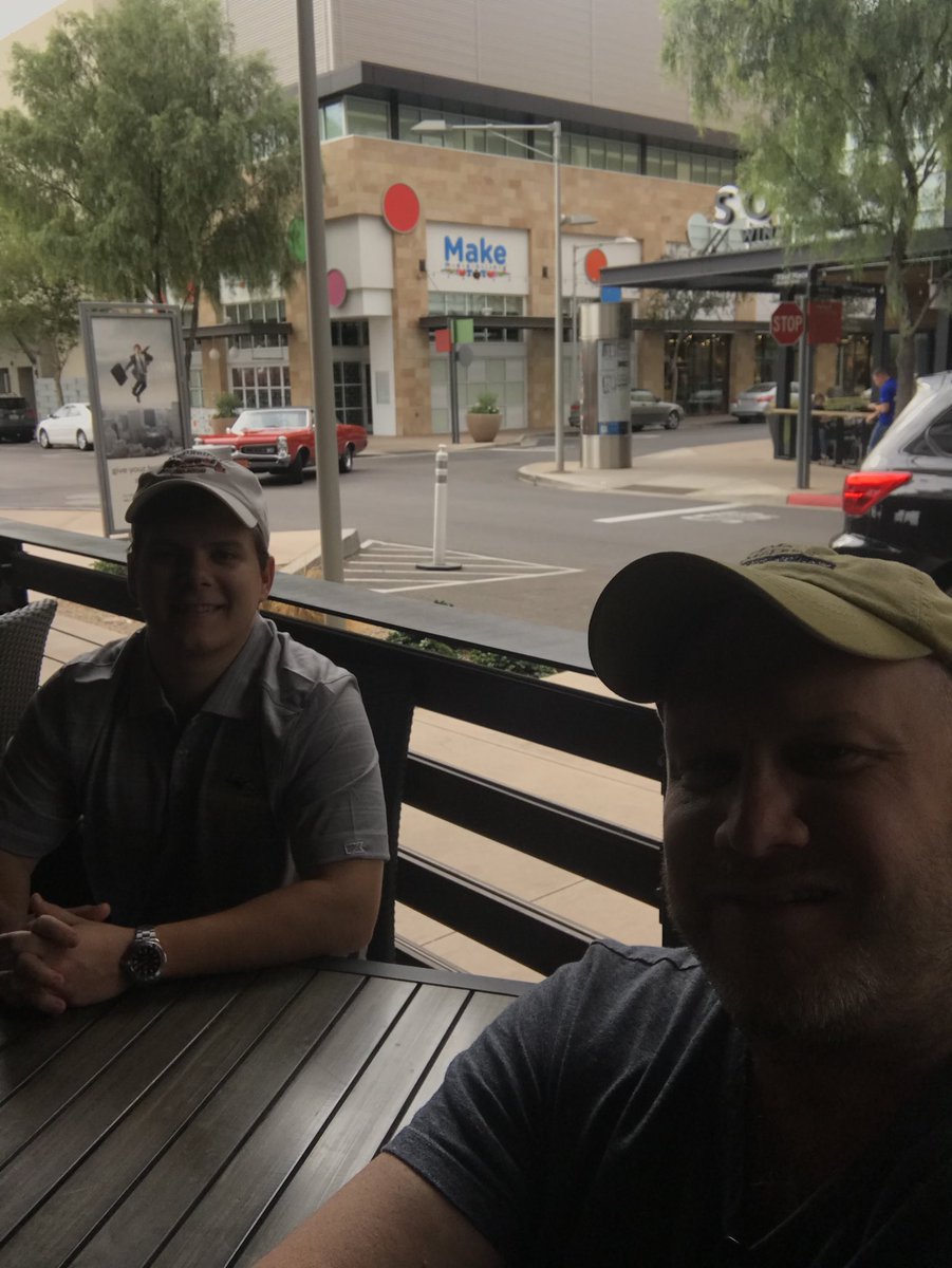 Agency_Coaching's tweet photo. In Phoenix for PCon!!  Time to help some agency owners. #DigitalMarketing #digitalagency https://t.co/Q9j2Yee5Vw