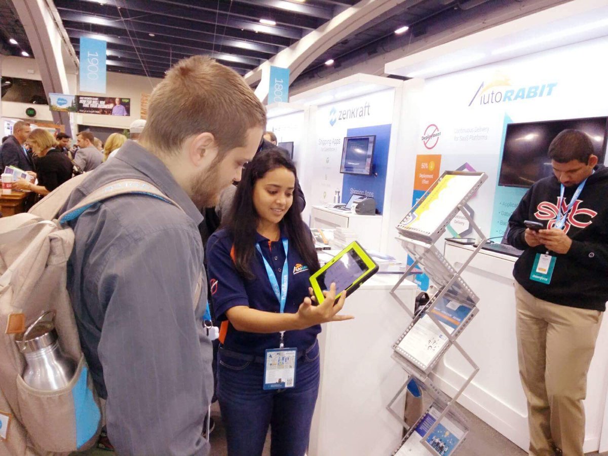 autorabit's tweet photo. Why is #AutoRABIT the best platform to achieve #CD for #Salesforce? Discover by meeting us at #DevForest &amp; #CustomerSuccessExpo at #DF17. https://t.co/3iPLBwSvYs