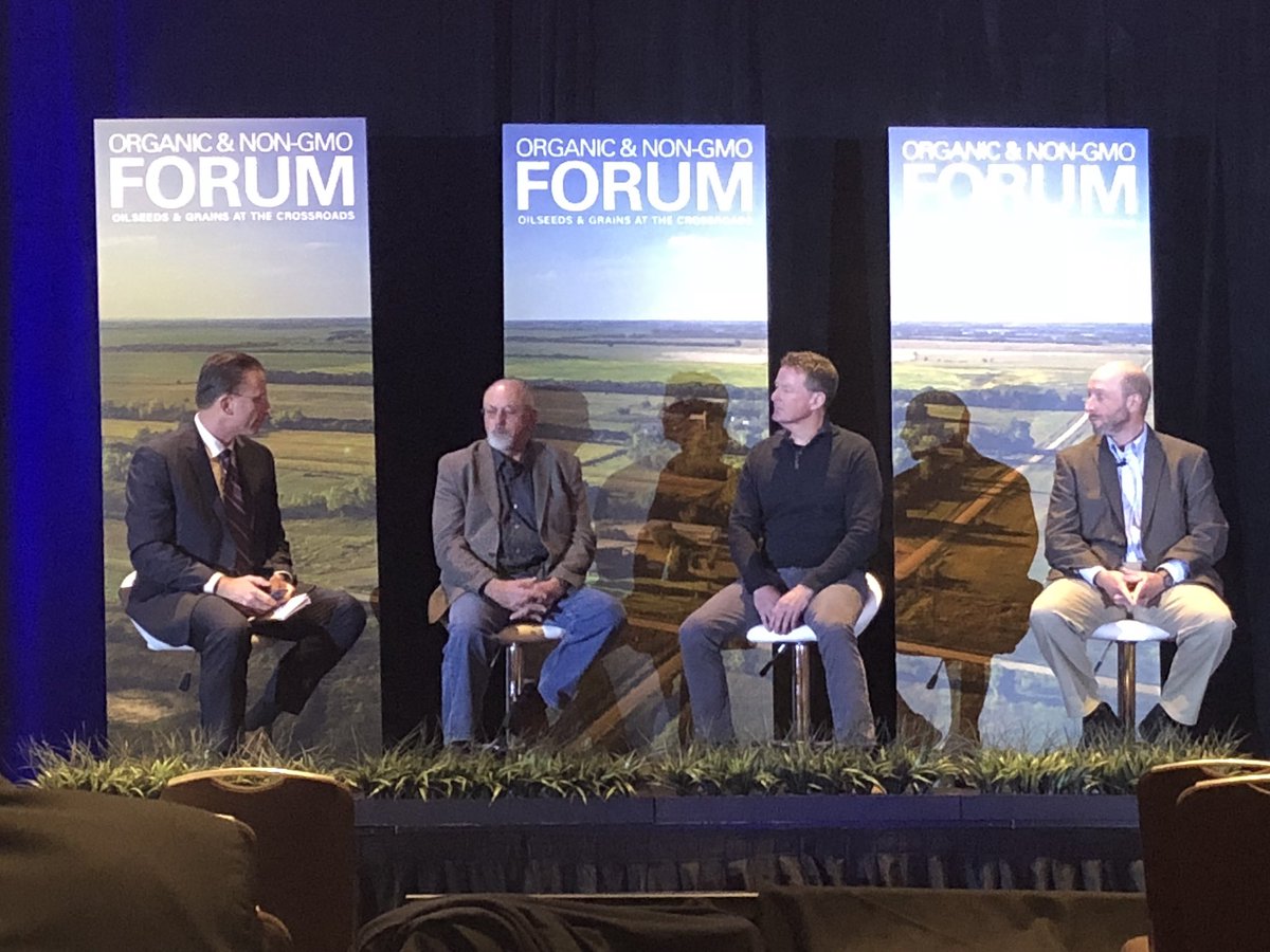 YieldOrganic's tweet photo. Great panel of farmers @ONGforum talking to the supply chain about what it takes to transition to #organic led by John Mesko @mosesorganic #ONGF17 #YieldOrganic https://t.co/x9l5SF4lcZ