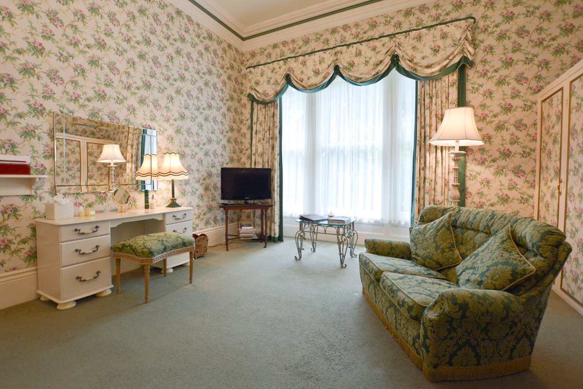 FarlamHall's tweet photo. Take a tour of our rooms with this online gallery of the accommodation at Farlam Hall: https://t.co/ehUcEeguQA #Cumbria #TravelTuesday https://t.co/anoeVnLIlS