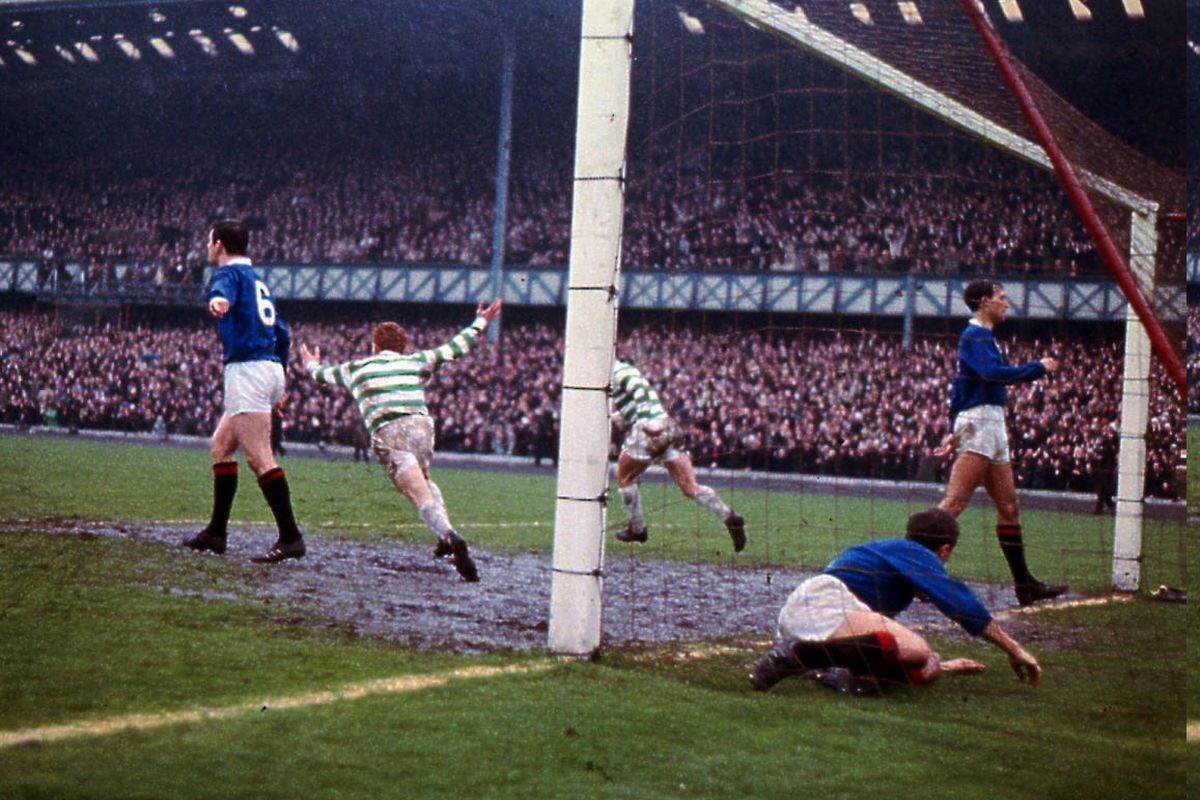 SportsRivalry's tweet photo. A derby like no other: the Old Firm, between Celtic F.C. and Ranger F.C.

A clash that seeps deep into every religious, political, and cultural divide in Scottish society. Est. 1888 😳 #OldFirm https://t.co/oZAgJfUMuc