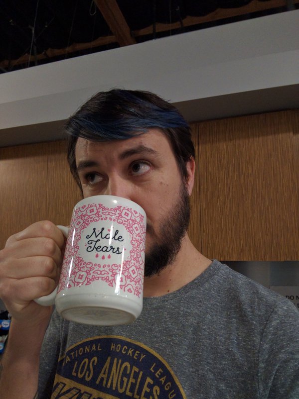 Undoomed's tweet photo. Wil Wheaton:
Blue hair: Check. ✔️
Male tears mug: Check. ✔️
Testosterone level: Chick. Uh-oh. https://t.co/WepFZXF6Oc