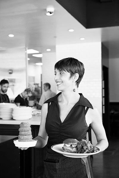 Austin_Monthly's tweet photo. .@bonhomie_austin is as much a French bistro as it is an American diner. #AMBNR17 https://t.co/Jwo0C7eIBx https://t.co/ylhh9ALaCD