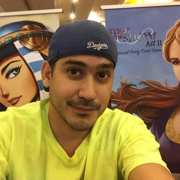 AndoCon's tweet photo. Fernando Aragon: lifelong gamer, Hungry For More Games LLC founder, "Steal The Show!"game designer. Guess where u can find him? #AndoCon2018 https://t.co/OjNdsurSCB