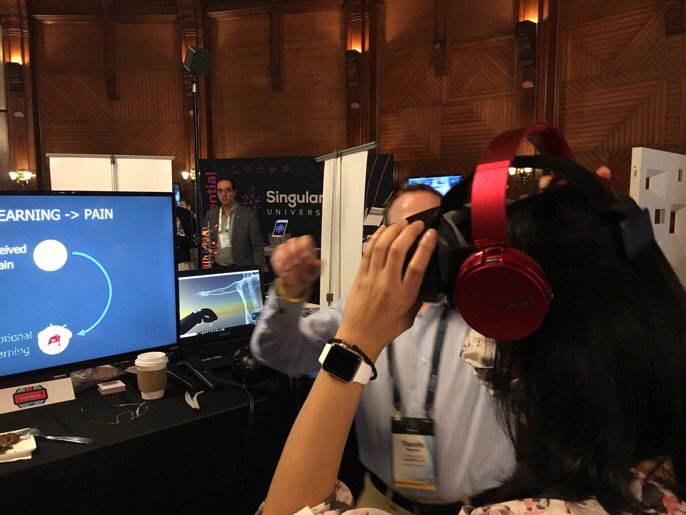 CognifiSense's tweet photo. 8:30am on day 2 of #xMed and already 15 @CognifiSense VRNT demos performed @ExponentialMed @singularityu https://t.co/k0ek1iZqSQ