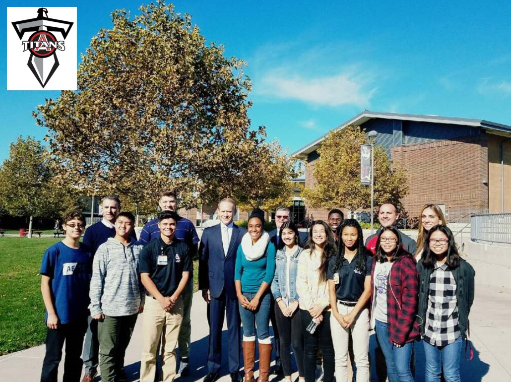 RJUHSD's tweet photo. CEO of @PLTWorg Vince Bertram toured @AntelopeTitans Nationally acclaimed PLTW programs! He had great advice about entering the workforce! https://t.co/iqvpYUmeOe