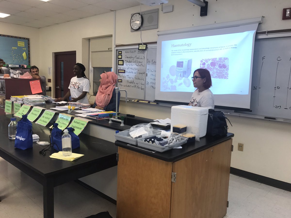 bdaprinciples's tweet photo. Some great @miniPCR #SharkAttack results here at #SandysMiddleSchool #ScienceWithScientists2017 #DigicelBermuda #DMUglobal https://t.co/x6Tb9LlG7r