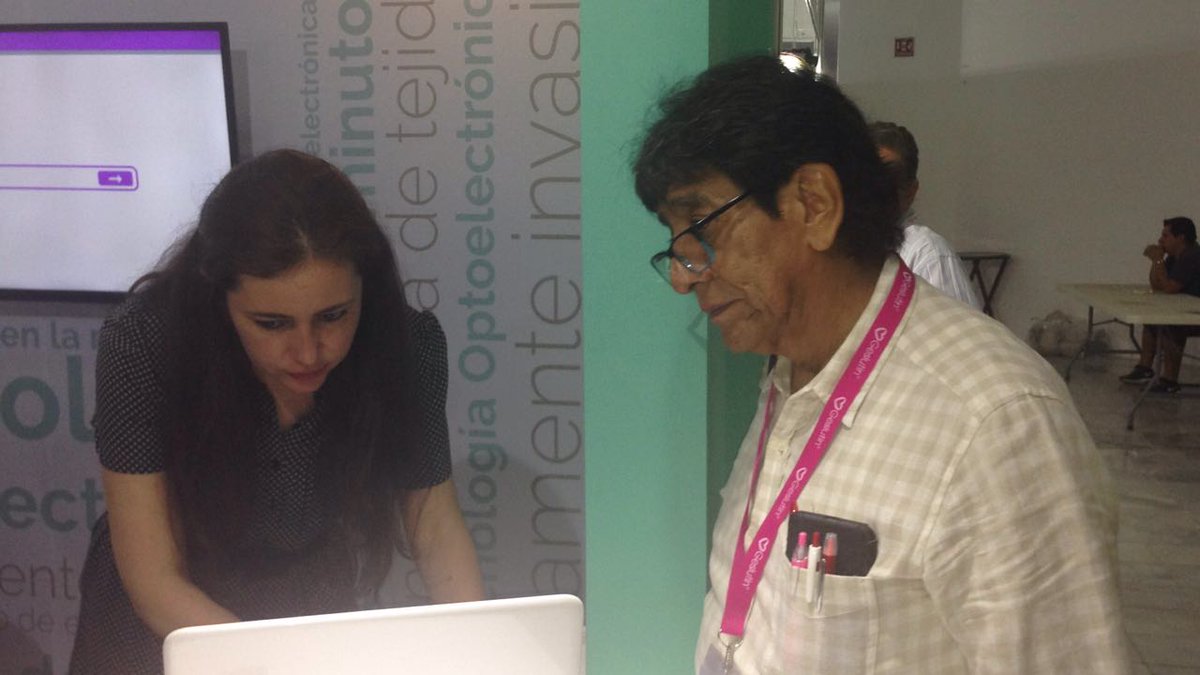 OnkoSolutions's tweet photo. Un gran número de expertos en ginecología y obstetricia se informaron sobre #TamizajeCervicalElectronico de #OnkoSolutions en #FLASOG2017 https://t.co/5VSMJ50xXQ