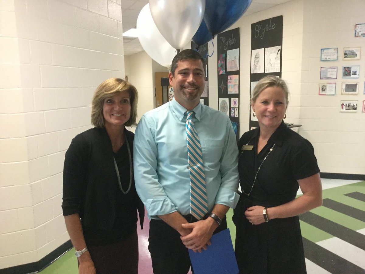HopeMustangs's tweet photo. Congratulations Bryan Castro! HMS teacher of the year!
#HopeMiddle https://t.co/LgDqxsJan0