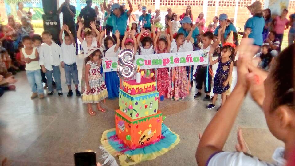 adi_f16's tweet photo. Feliz cumpleaños Nr.8 preescolar Miguel Ache. G https://t.co/F20dKtlv1I