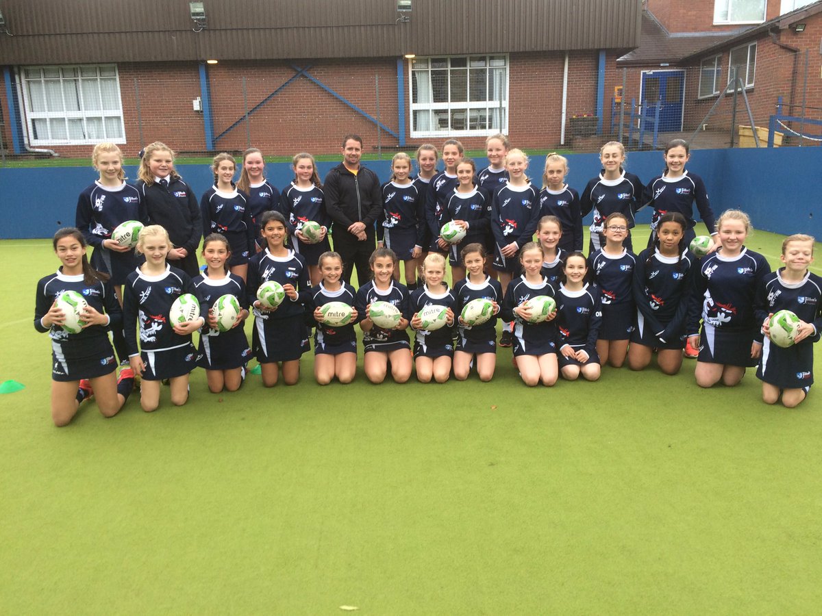 Such a pleasure to have <a href="/ShaneWilliams11/">Shane Williams</a> at @Stjohnsonthehil today. Top guy with an inspiring story ... and still has a sidestep to die for!