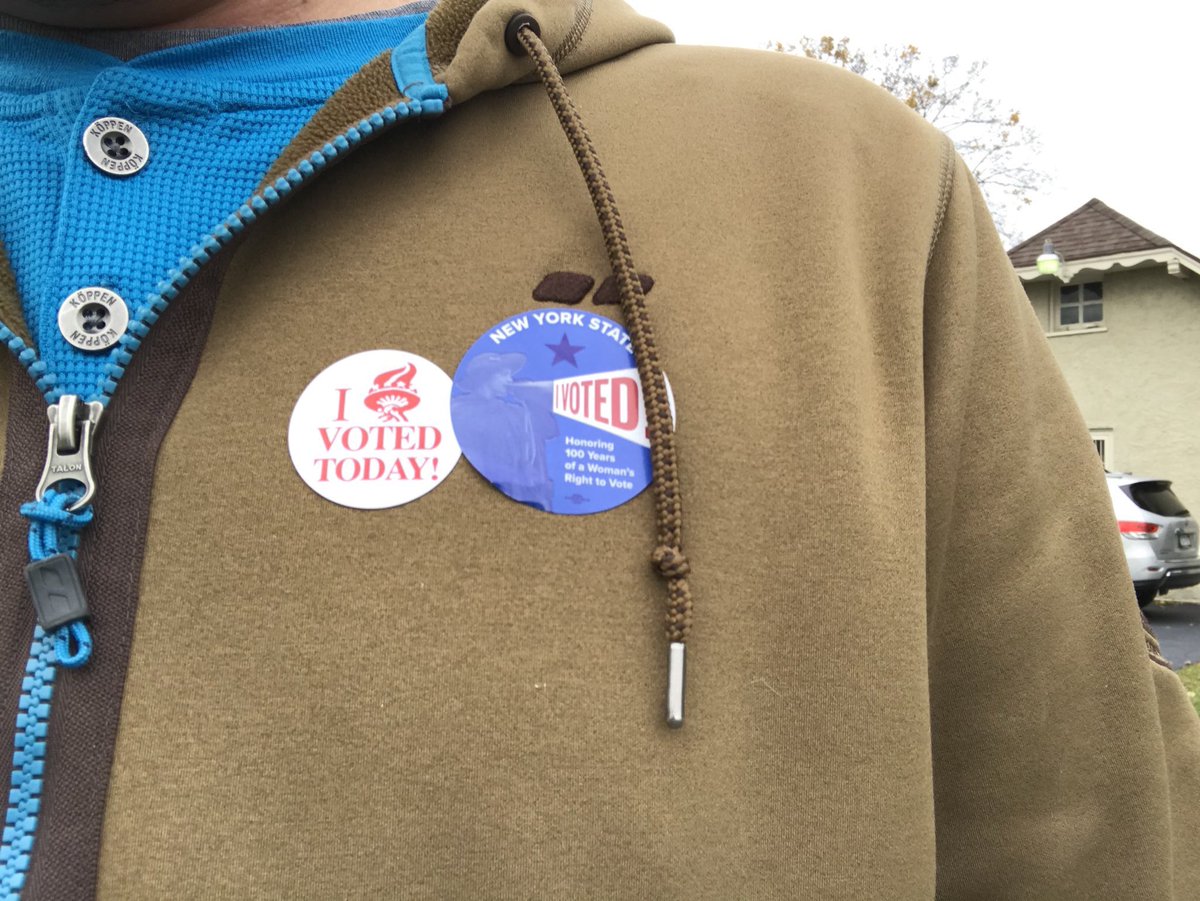 mwes10's tweet photo. Doing my duty to free #Parcel5. #FreeParcel5 https://t.co/rXEuAEo0v1