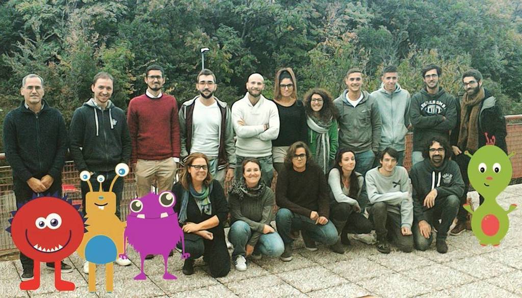 InfUNIGE's tweet photo. #codingbytouch team 👽 Grazie a tutti e arrivederci al prossimo #codinglab #codingkids https://t.co/imWOe41U7G https://t.co/igKSN1DC14