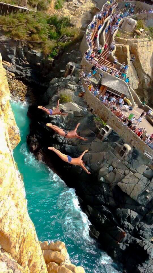 Acapulco tweet picture