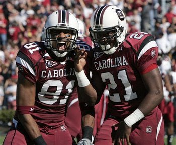 NoEasySaturdays's tweet photo. Ok South Carolina, Let’s make them hear us in Florida on Saturday. #Loud&Proud🗣 #SpursUp🤙 #BuildTheStorm🌪 https://t.co/9XrJzcUzhj