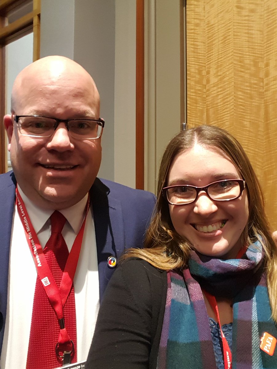bgriffinteach's tweet photo. Had a great time learning how to be an #evolvingeducator with @bradmcurrie today at #AMLE2017 https://t.co/mTlrCb3Gfw
