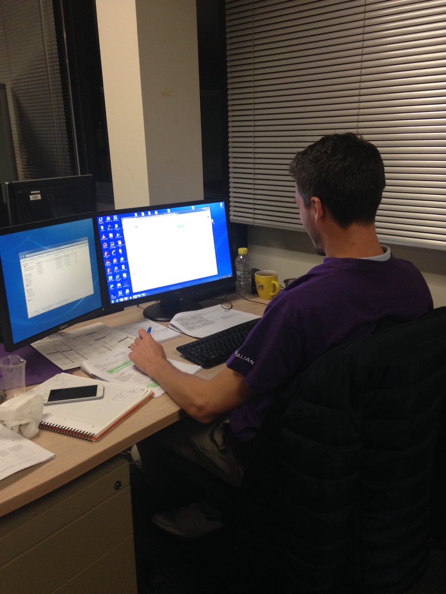 So_rec_'s tweet photo. Concentré ! #battledev #scalian https://t.co/jcy5Tgb6X4