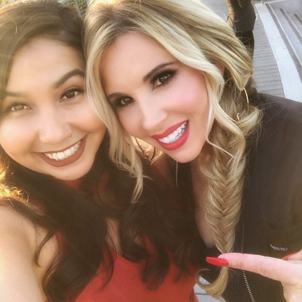 iamkimkline's tweet photo. True #friends are such a gift #loveher @_nat_titude 💗💗💗😍😍😍
#iamkimkline #standtall https://t.co/uW0J8Cd8Yb