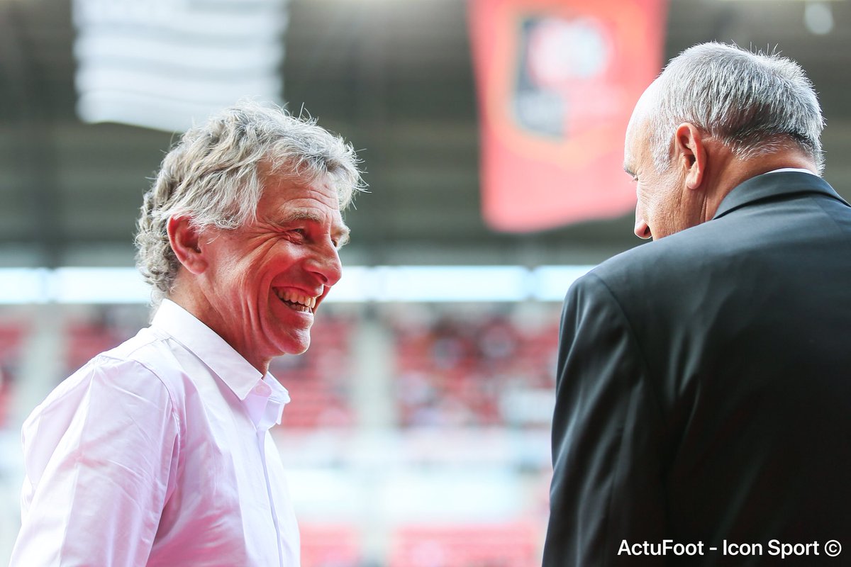 BREAKING ! Christian Gourcuff n'est plus l'entraîneur du Stade Rennais, selon <a href="/ManuLonjon/">Manu</a> et <a href="/OuestFrance/">Ouest-France</a>.