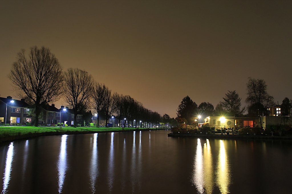 meijer1970's tweet photo. Zo maar een plek in Veendam in avond glorie https://t.co/asvuPhelG7