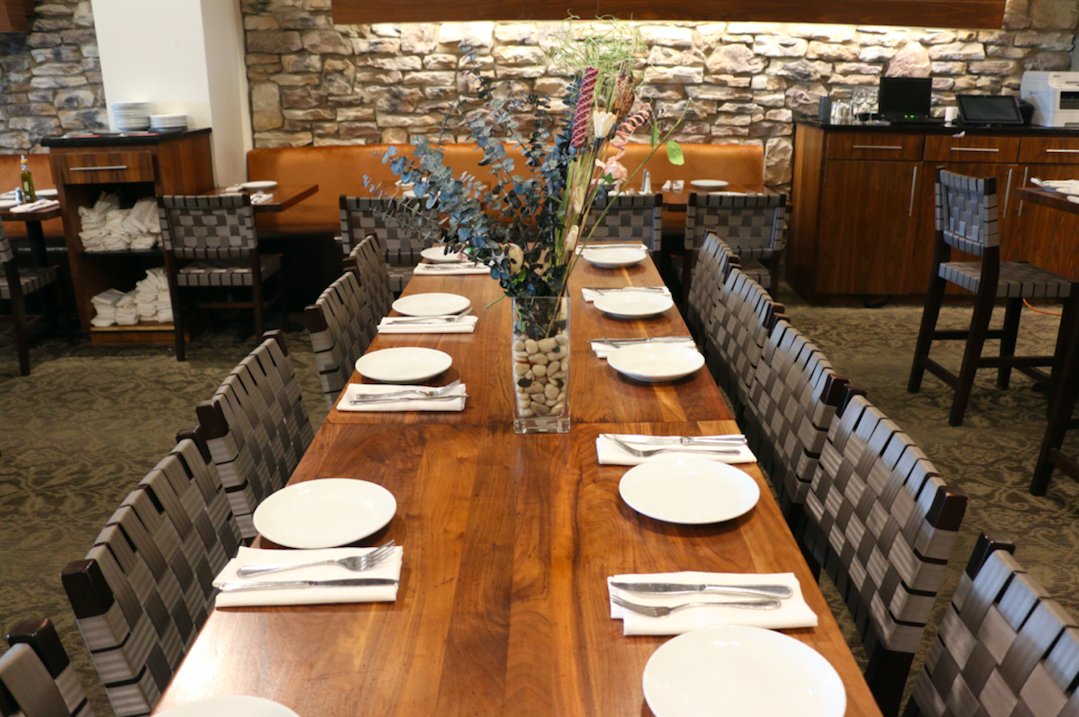 lebanesetaverna's tweet photo. We've got enough room for the whole family! Host your next family dinner with us! https://t.co/UgxT8Kf9G5