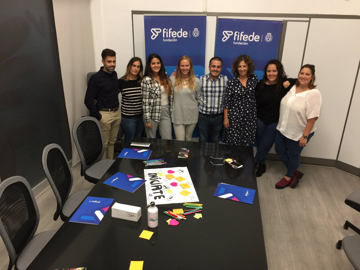 fifedetenerife's tweet photo. Hoy ponemos fin al #ProyectoIniciate con la entrega de diplomas #DespiertaSantaCruz  #Dejatesentir #tenerife #Lalaguna #santacruzdetenerife https://t.co/KqKIMNK6cU